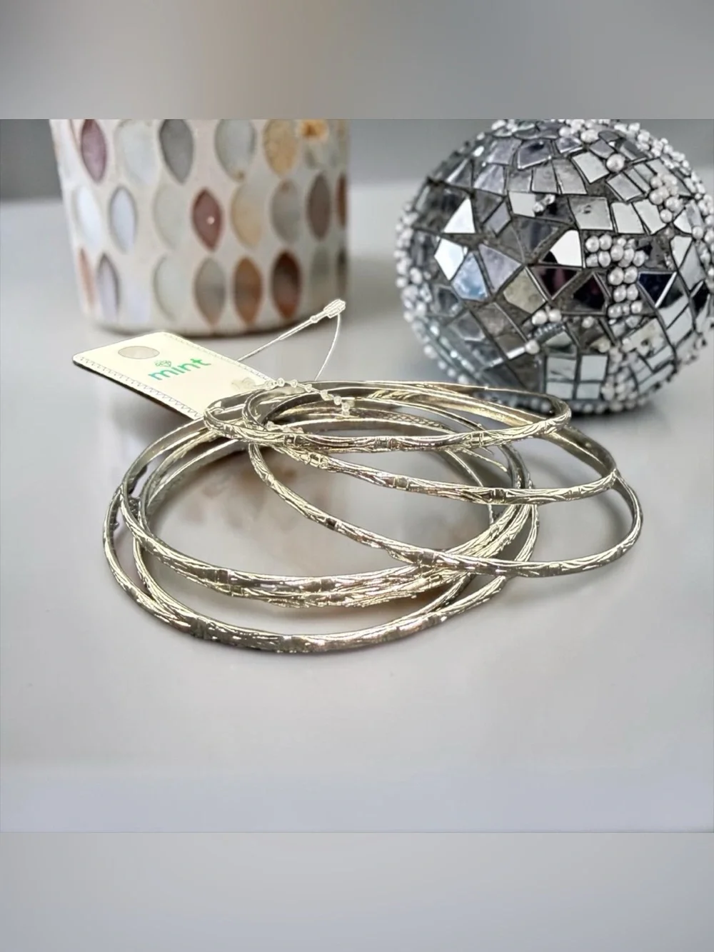 🏷️‼️5/$25🏷️‼️🩶MINT🩶7-PC Silver-Tone Textured Bangle Bracelet Set